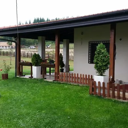 Noa Holiday home Luke (Hadzici)
