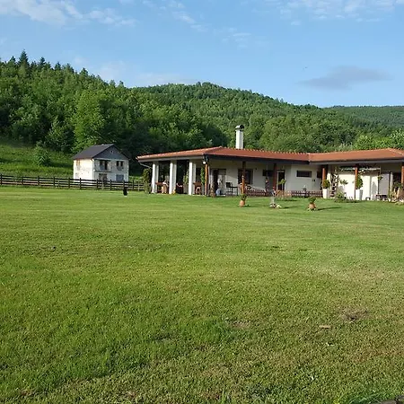 Noa Holiday home *